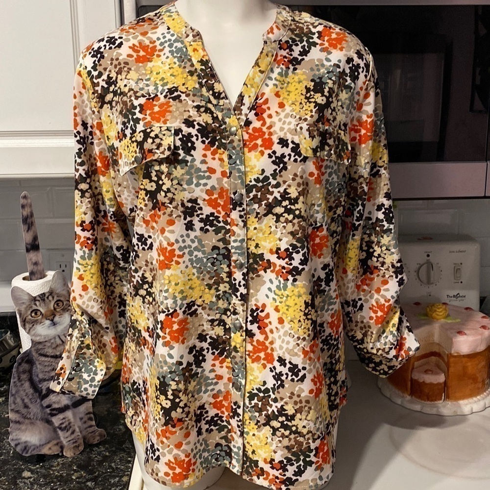 X womens Laura Scott casual long roll tab sleeve regular size top XL. EUC